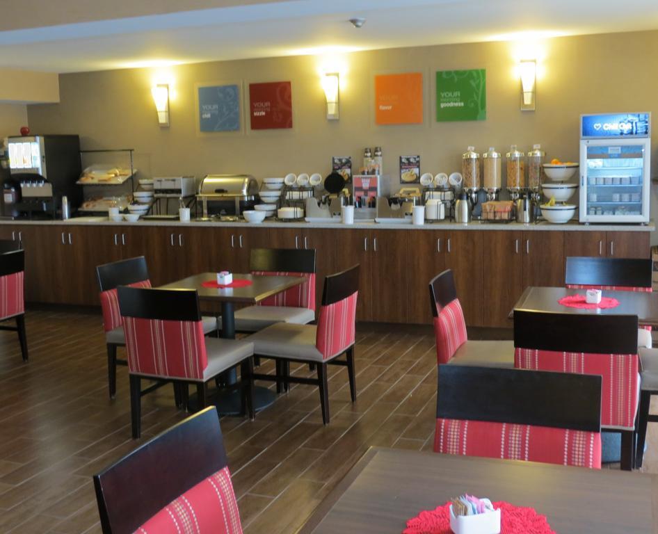 Comfort Inn Dartmouth Buitenkant foto