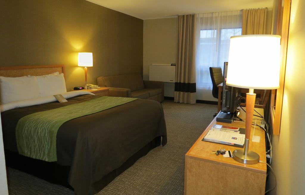 Comfort Inn Dartmouth Buitenkant foto