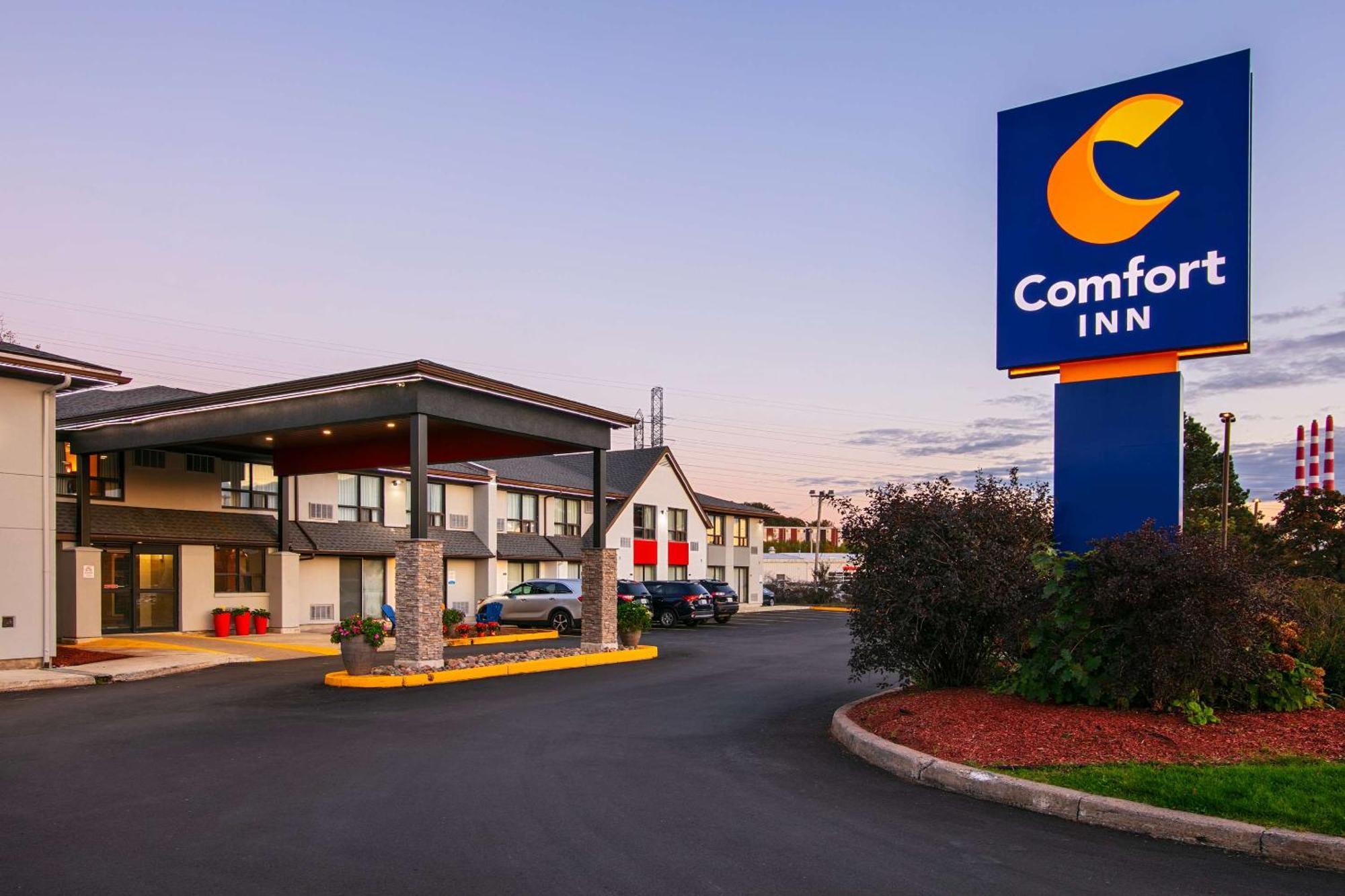 Comfort Inn Dartmouth Buitenkant foto